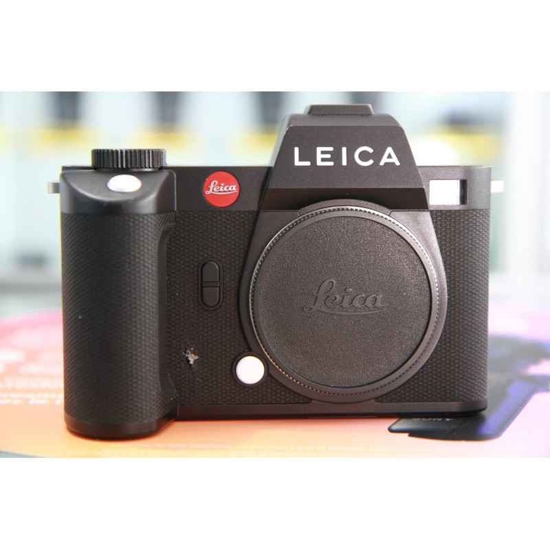 LEICA SL2 BOITIER NU ENVIRON 20000 CLICS