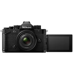 NIKON ZF + 40 MM F/2 SE