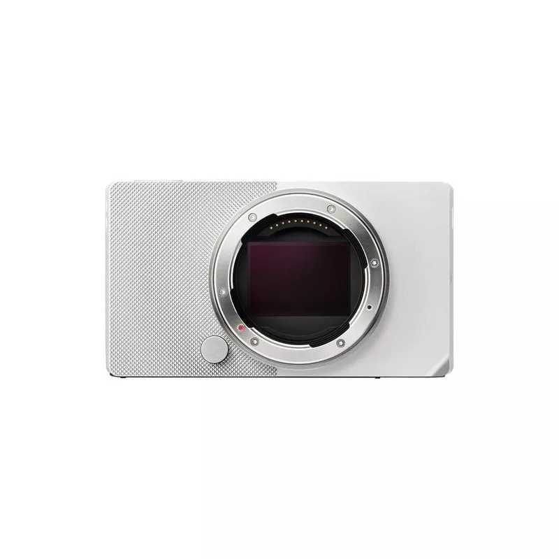 SIGMA BF | Hybride minimaliste plein format