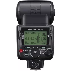 NIKON SB-700 - Flash compact et performant