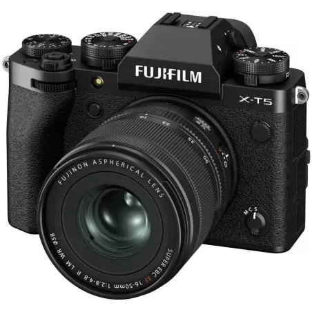 FUJIFILM X-T5 - Kit 16-50mm f/2.8-4.8 performant