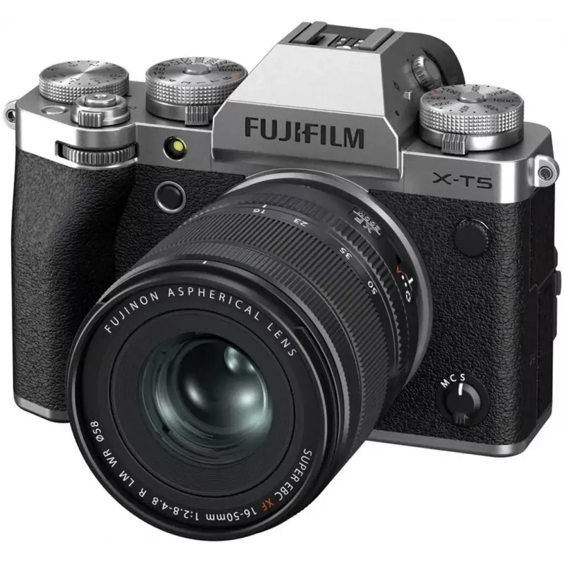 FUJIFILM X-T5 - Kit 16-50mm f/2.8-4.8 performant