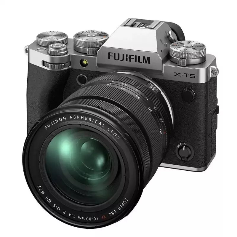FUJIFILM X-T5 - Kit 16-80mm f/4 polyvalent et performant