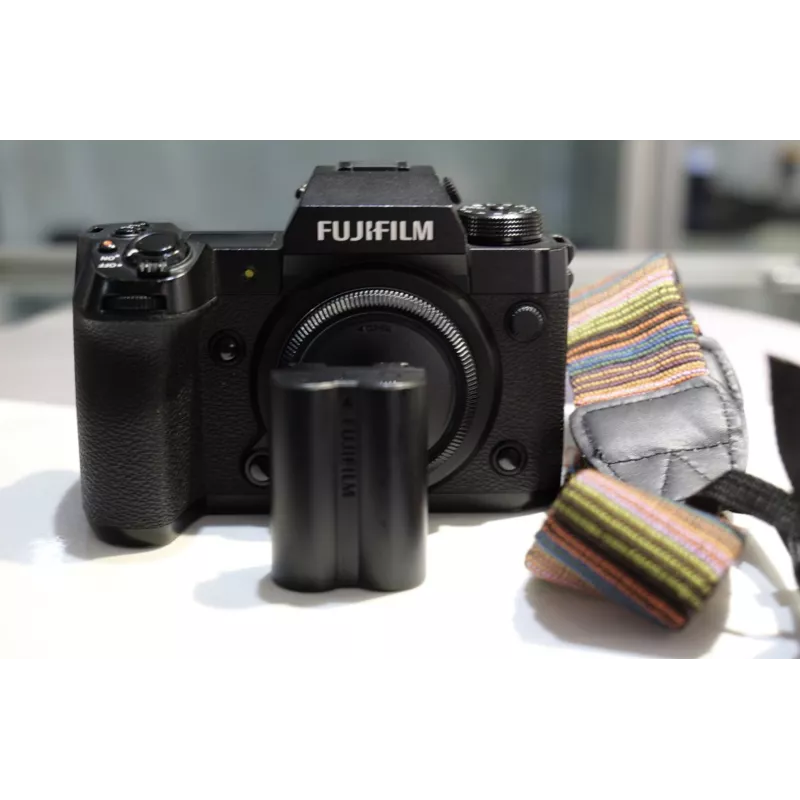 FUJIFILM X-H2 16976 CLICS