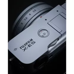 FUJIFILM X-E5 - Hybride expert compact et léger