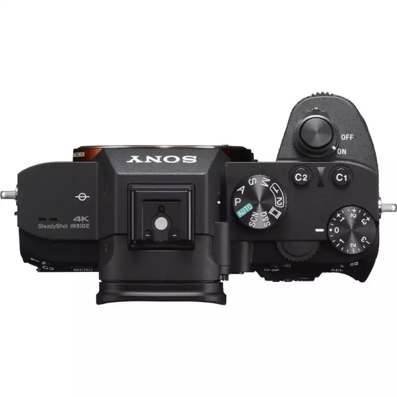 Sony Alpha 7 III + Tamron 35-150mm F/2-2.8 DI III VXD