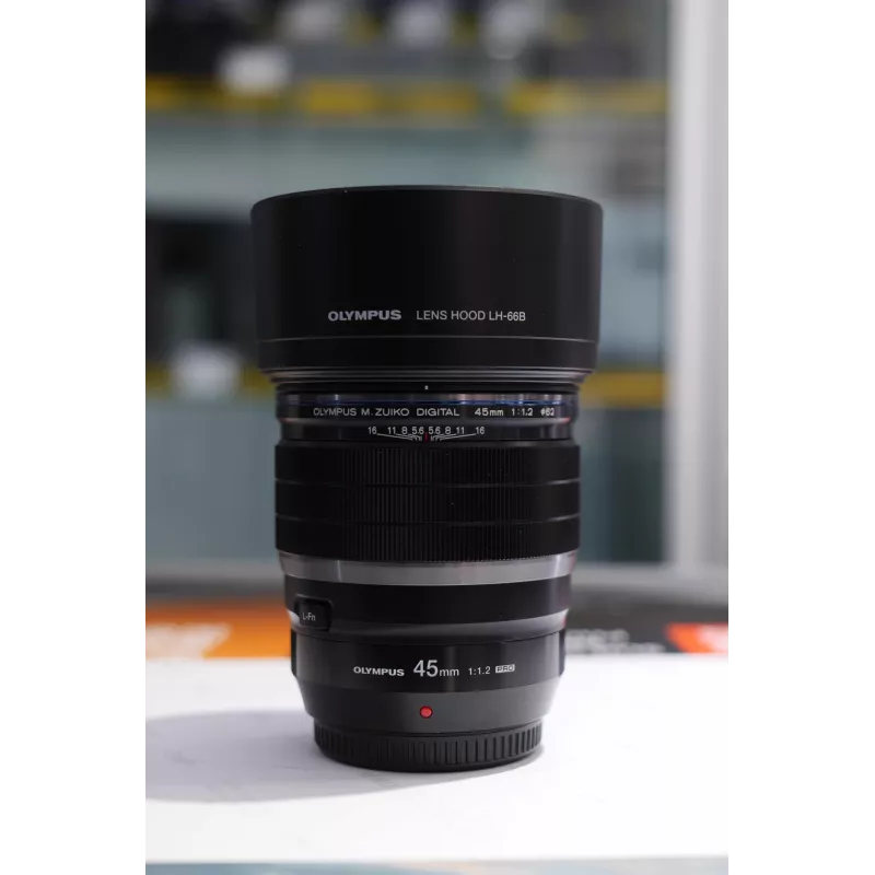 OLYMPUS ZUIKO 45MM F/1.2 PRO OCCASION SALON