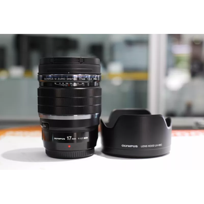 OLYMPUS ZUIKO 17MM F/1.2 PRO OCCASION SALON