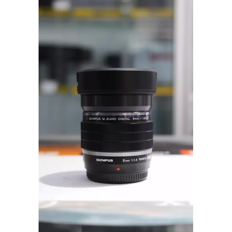 OLYMPUS ZUIKO ED 8MM F/1.8 FISHEYE PRO OCCASION SALON