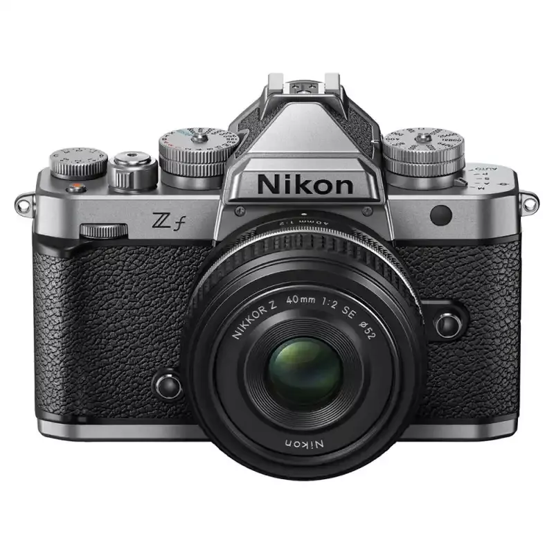 NIKON ZF - Kit 40mm f/2 rétro et lumineux