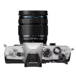OM System OM-3 + 12-45mm f/4 PRO – Kit hybride