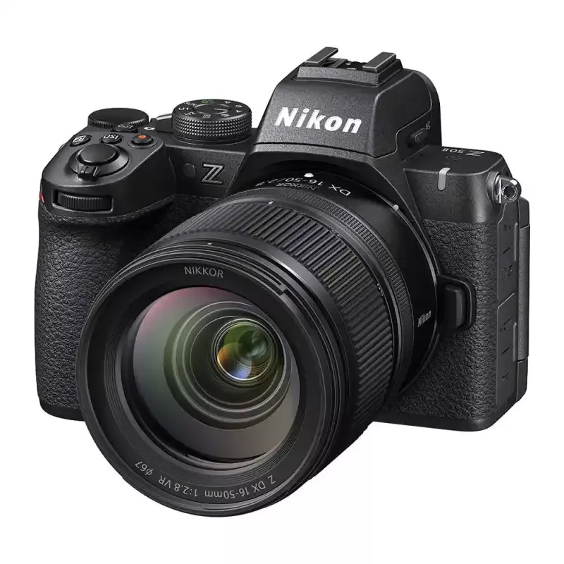 Nikon Z DX 16-50mm f/2.8 VR – Objectif lumineux