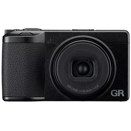 Ricoh GR IV HDF – Compact expert APS-C à signature créative