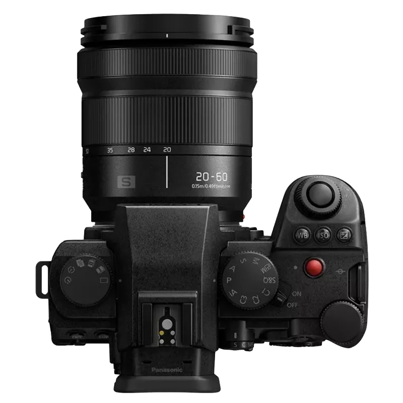 Panasonic Lumix S5 IIX + L 20-60mm F/3.5-5.6 S