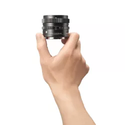 Sigma 17mm f/4 DG DN - Ultra grand-angle compact et léger