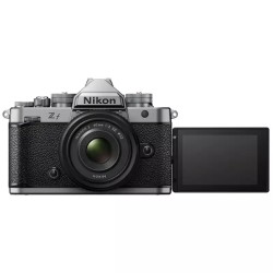 NIKON ZF + 40MM F/2 SE | Kit rétro