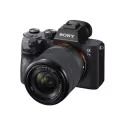 SONY ALPHA 7 III + 28-70MM F/3.5-5.6 OSS