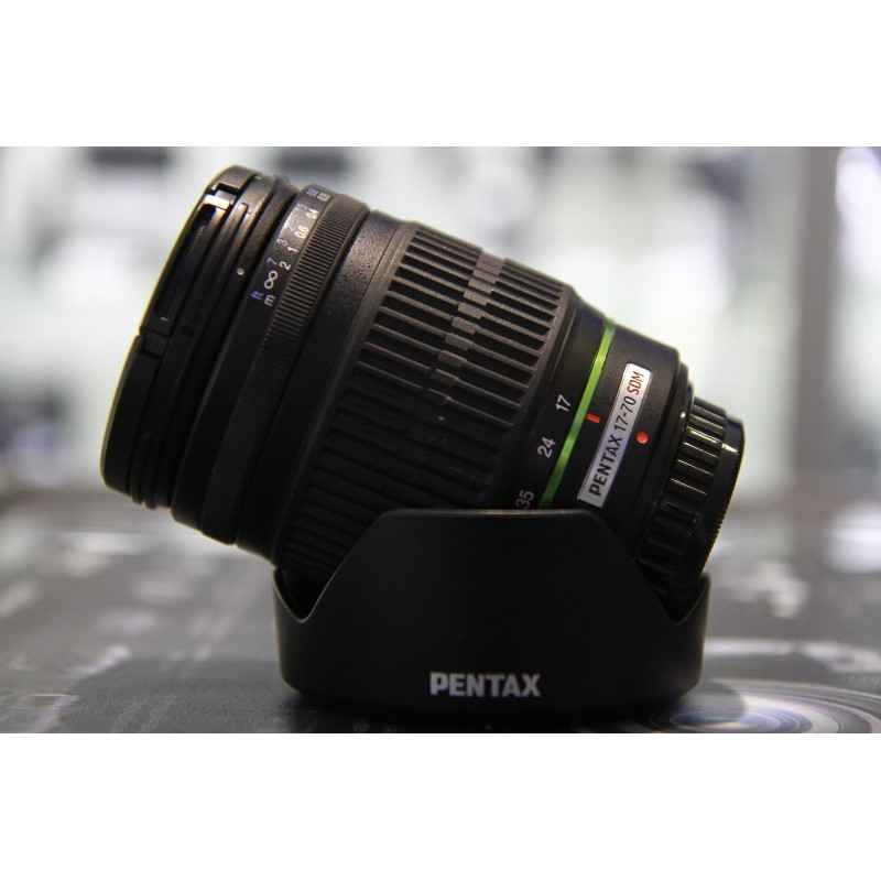 PENTAX SMC DA 17-70MM F//4 AL SDM